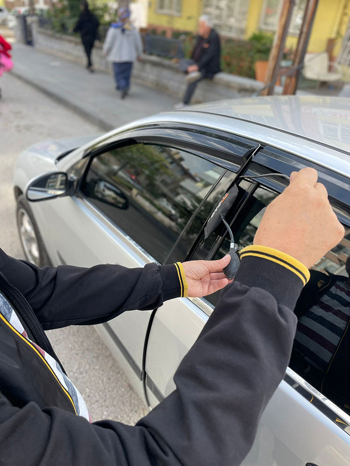 Domaniç Oto Kilitçisi